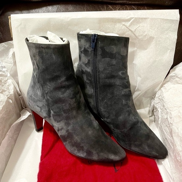 Christian Louboutin Ankle bootie EU37 Soft/supple Veau Velour Suede, Slate Grey - Picture 4 of 10
